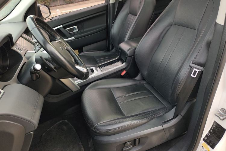 Used Land Rover Discovery Sport 2018 240 PS SE Version