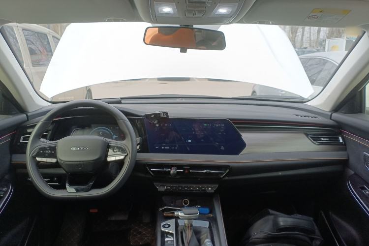Used Oshan X7 PLUS 2023 Enjoy Edition 1.5T Automatic Prestige Model
