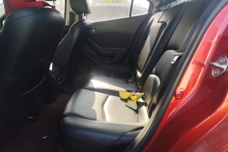 Used Mazda Mazda 3 Axela 2017 Sedan 1.5L Automatic Luxury Model China VI Standard