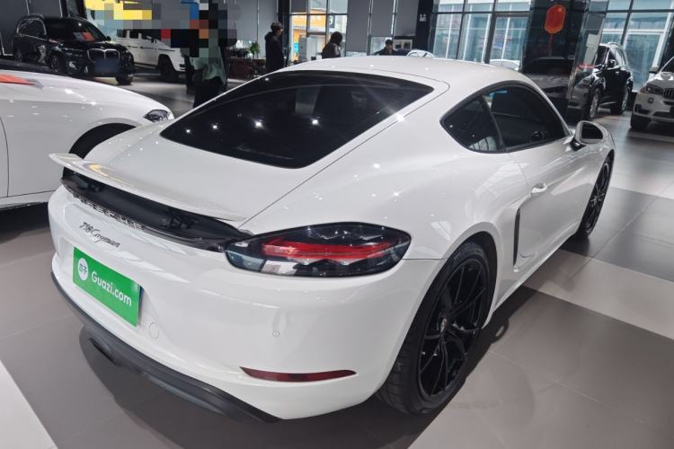 Used Porsche 718 2016 Cayman 2.0T
