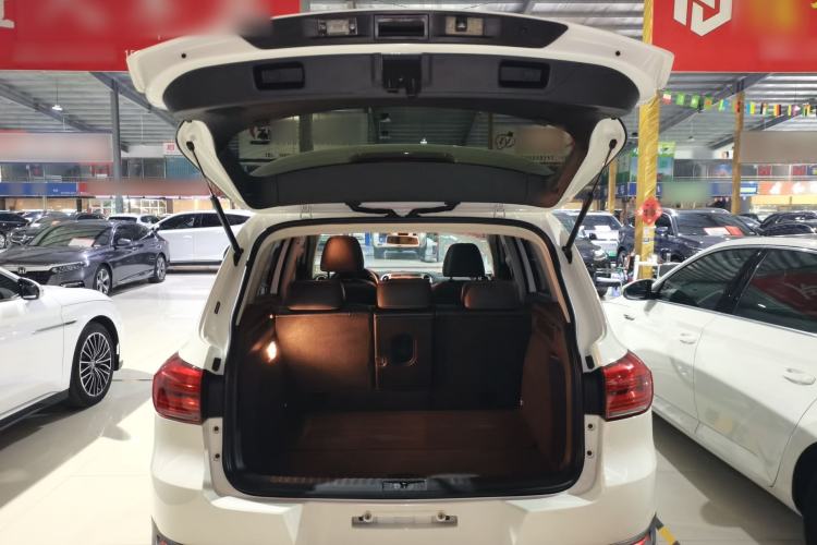 Used Volkswagen Tiguan 2017 300TSI Automatic Two-Wheel Drive Silk Road Comfort Edition