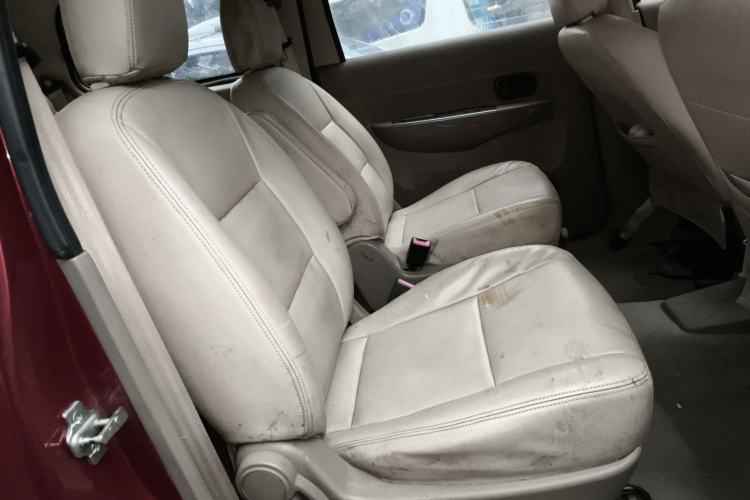 Used Wuling Hongguang 2013 1.2L S Comfort Model China IV Standard
