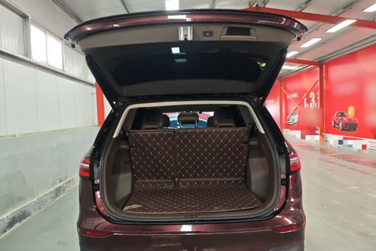 Used Volkswagen Viloran 2023 330TSI Luxury Edition
