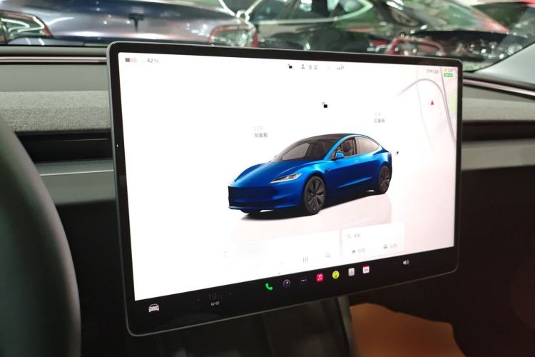 Used Tesla Model 3 2023 Rear-Wheel-Drive Version
