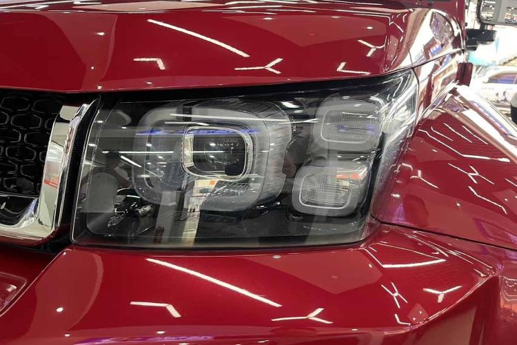 Used Beijing Auto BJ40 2019 PLUS 2.3T Automatic Four-Wheel Drive Premium Edition China VI
