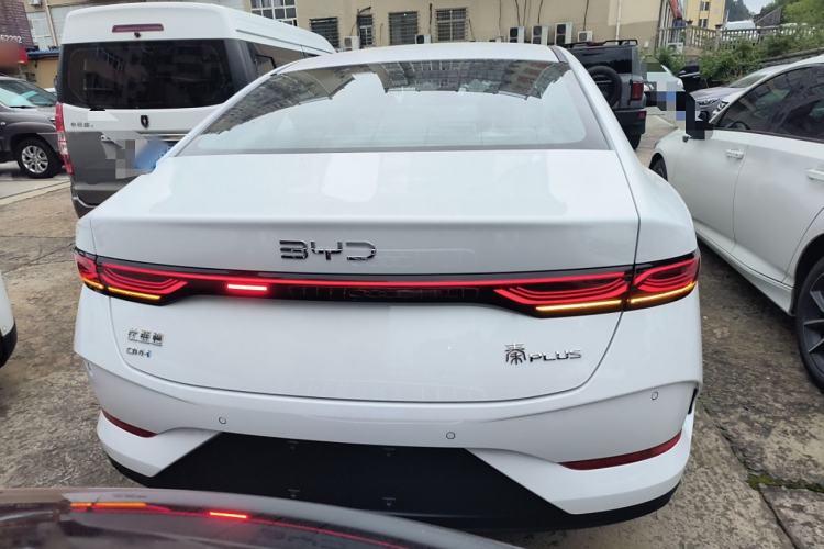 Used BYD Qin PLUS 2025 DM-i Smart Drive 55KM Leading Model
