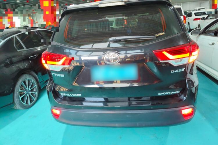 Used Toyota Highlander 2018 2.0T Four-Wheel Drive Luxury Edition 7 Seats China V Emission Standard