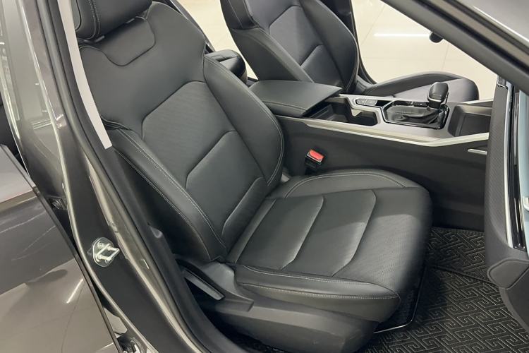 Used Geely Auto Emgrand 2022 4th Generation 1.5L CVT Luxury Model
