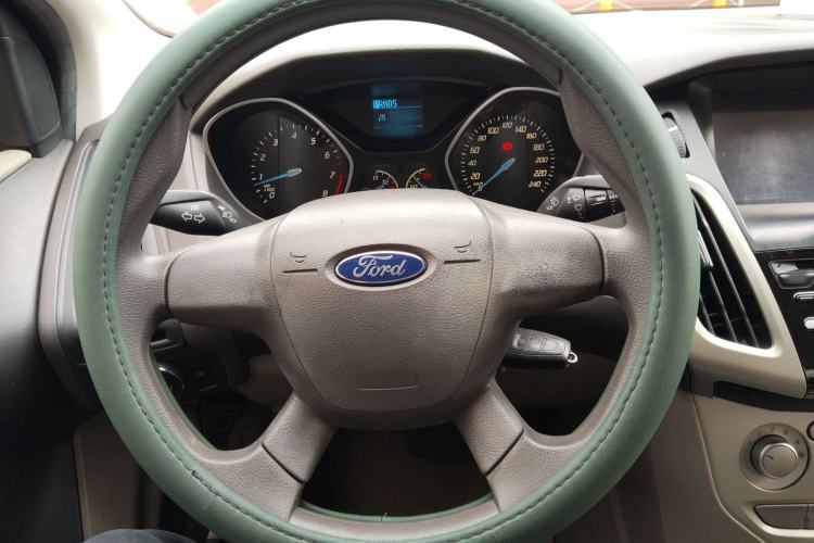 Used Ford Focus 2012 Sedan 1.6L Automatic Comfort Model
