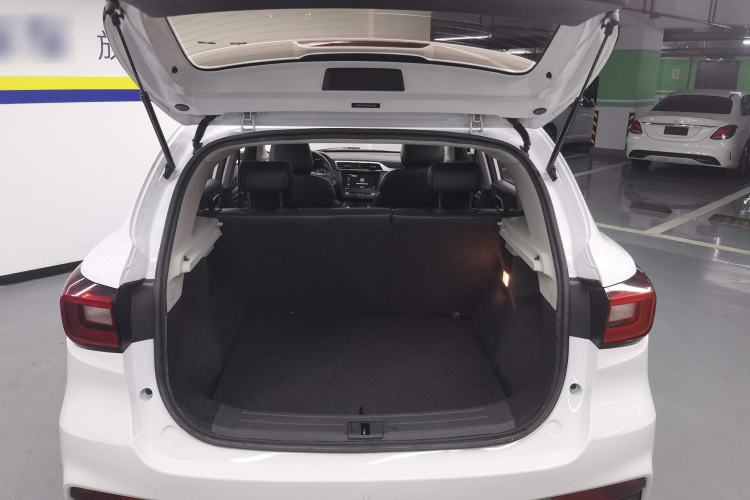 Used MG ZS 2017 1.5L Automatic Luxury Internet Edition
