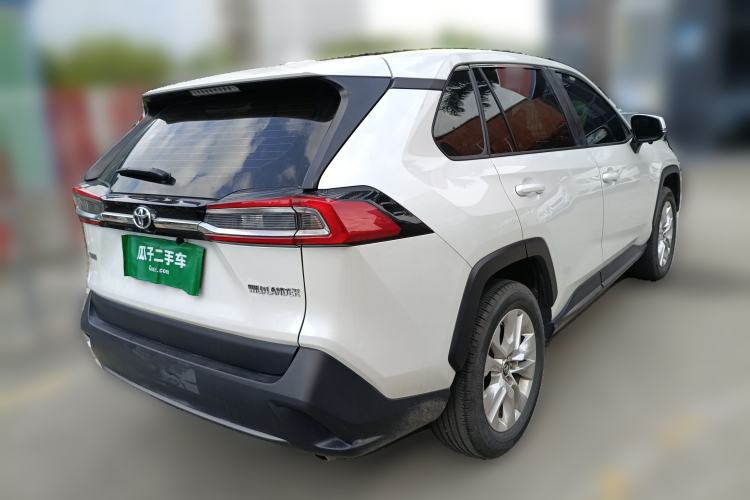 Used Toyota Wildlander 2022 Updated Version 2.0L CVT Two-Wheel Drive Leading Edition