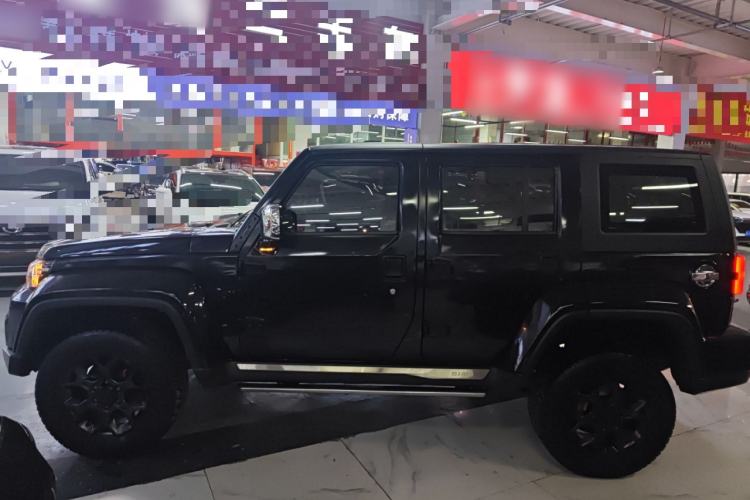 Used Beijing Auto BJ40 2021 2.0D Automatic Four-Wheel Drive Blade Hero Edition Pioneer Model
