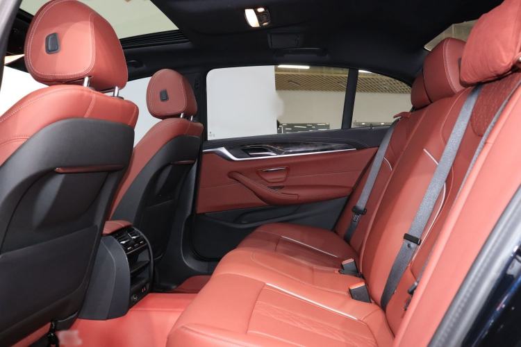 Used BMW 5 Series 2022 Second Facelift 525Li M Sport Package
