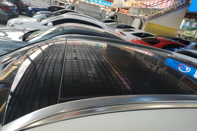 Used Mercedes-Benz GLC 2018 GLC 260 4MATIC Luxury Model
