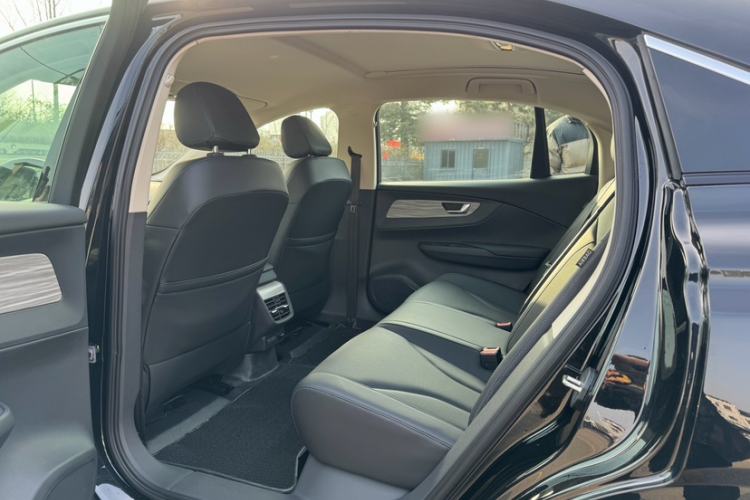 Used Hongqi E-QM5 2024 560km PLUS
