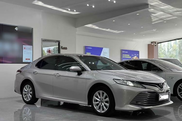 Used Toyota Camry 2019 2.0G Luxury Edition China VI Standard
