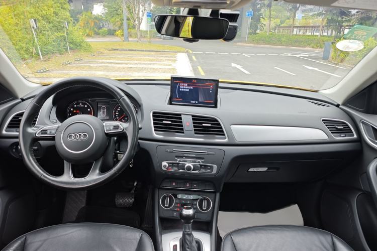 Used Audi Q3 2016 35 TFSI Fashion Model
