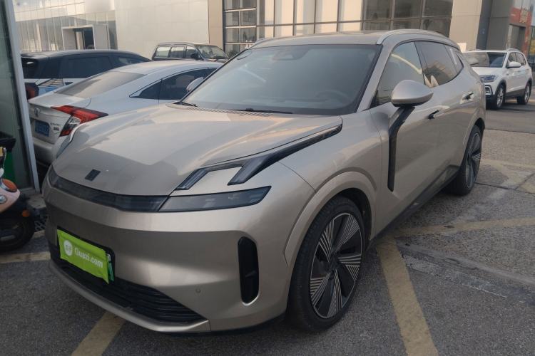 Used Lynk & Co 08 EM-P 2023 120km Long-Range Halo