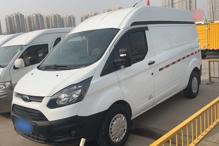 Used Ford Transit 2017 2.0T Gasoline Van Mid-Drive Mid-Roof China V Standard