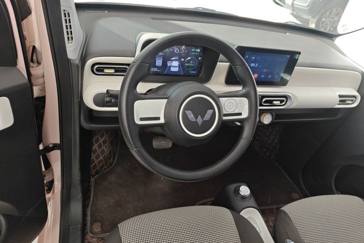 Used Wuling Hongguang MINIEV 2024 3rd Generation 215km Advanced Version