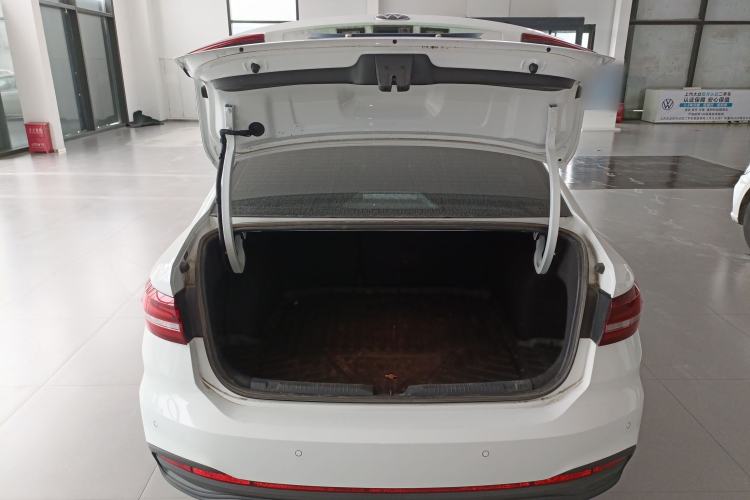 Used Volkswagen Lavida 2023 Revised 1.5L Automatic DeYi Edition
