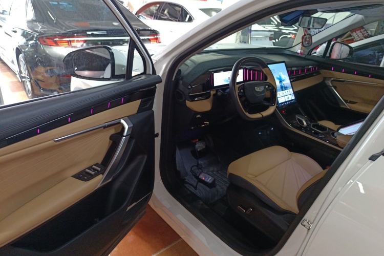 Used Geely Auto FX11 2023 1.5TD DCT Prestige Edition