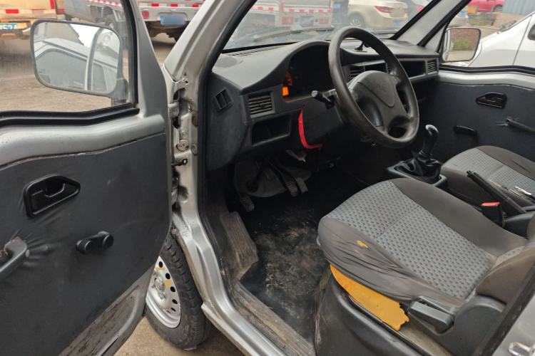 Used Wuling Zhiguang 2015 1.2L Practical LS-I Model