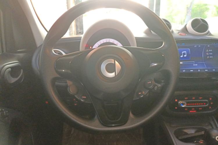 Used  forfour 2018 1.0L 52 kW Dynamic Edition