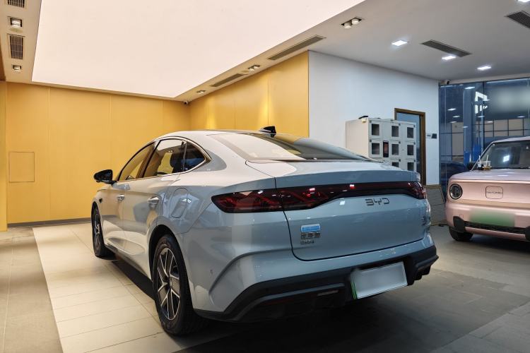 Used BYD Qin L 2025 DM-i Smart Drive 120KM Superior Model