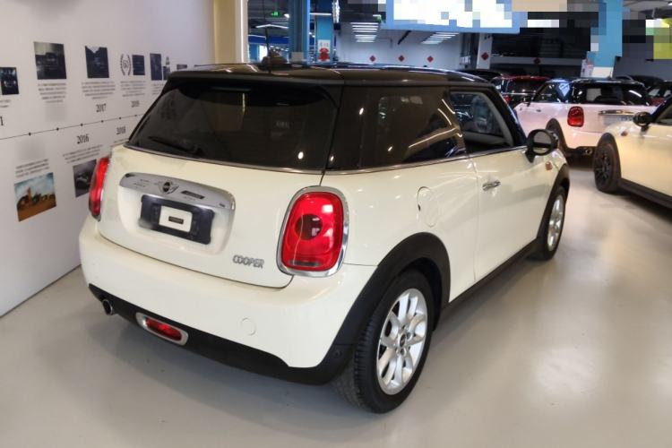Used MINI MINI 2014 1.5T COOPER Fun

