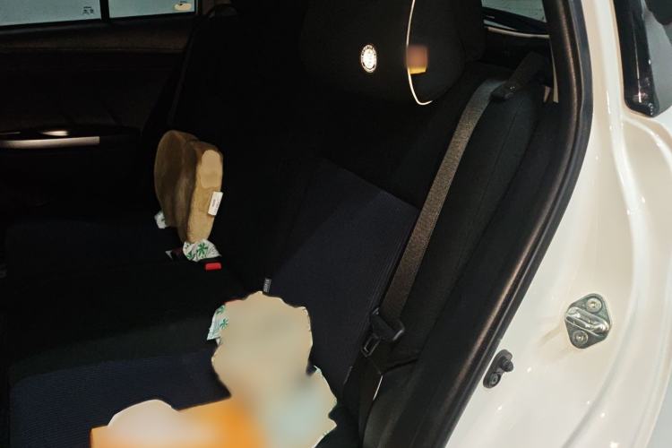 Used Toyota YARiS L 2015 1.5E Automatic Charm Edition
