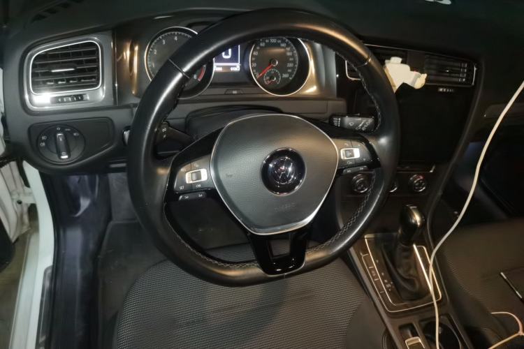 Used Volkswagen Golf 2018 230TSI Automatic Comfort Model