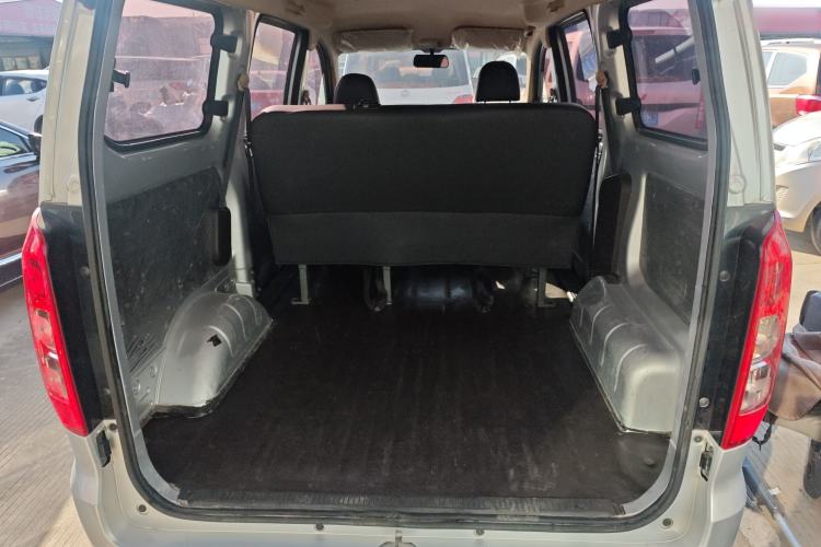 Used Wuling Hongguang V 2022 1.5L Jingqu Version Hydraulic Power Steering LAR