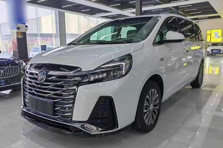 Used Buick GL8 2023 Facelifted Land Cruiser Executive Luxury Version