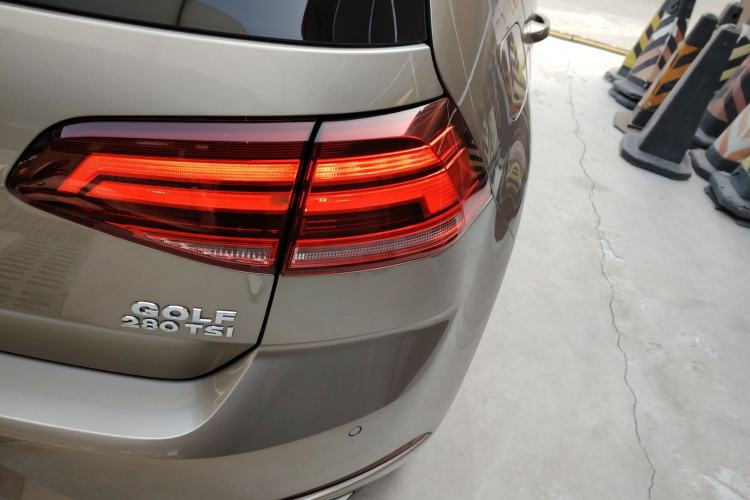 Used Volkswagen Golf 2019 280TSI DSG Comfort Version China VI Standard
