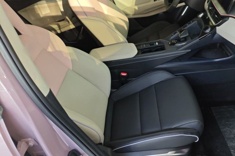 Used Lynk & Co 06 2023 Remix 1.5T Shero