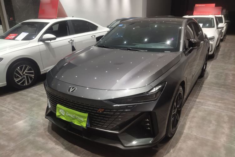 Used Changan UNI-V 2023 1.5T Prestige Model