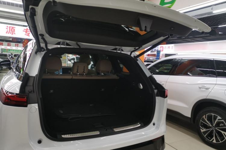 Used XPeng G9 2025 625 Long-Range Max
