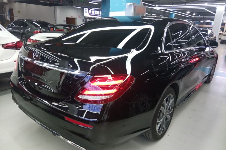 Used Mercedes-Benz E-Class 2020 Restyled E 300 L Sporty and Stylish Edition
