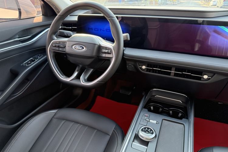 Used Ford Mondeo 2025 2.0T EcoBoost Luxury Version