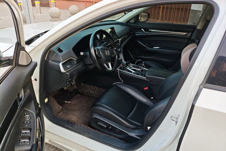 Used Honda Accord 2022 260TURBO Phantom Night · Prestige Edition
