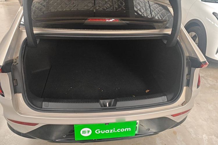 Used Wuling E5 2024 510 km Standard Version
