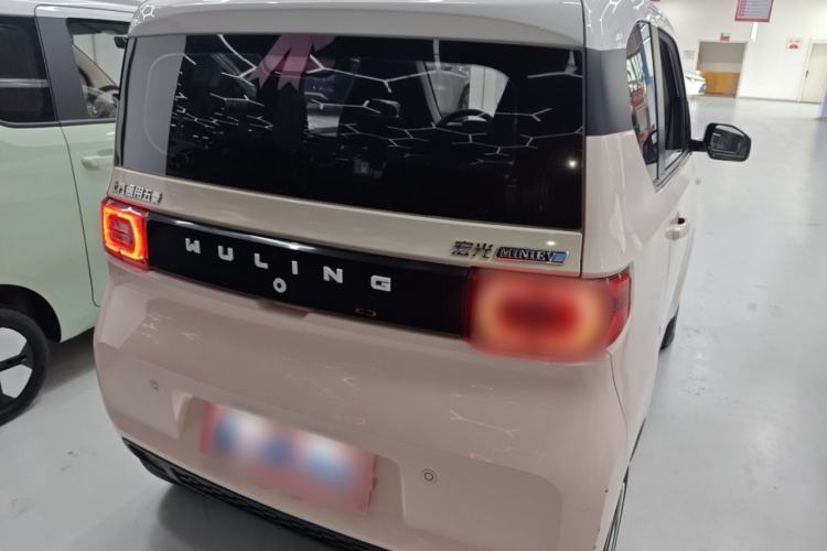 Used Wuling Hongguang MINIEV 2021 Macaron Fashion Edition Lithium-Ion Battery