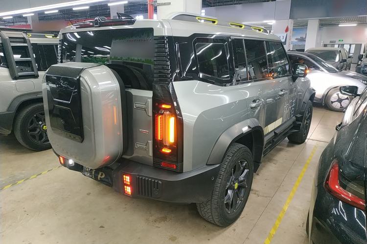 Used JETOUR Traveler 2023 2.0T All-Wheel Drive CrossPRO+