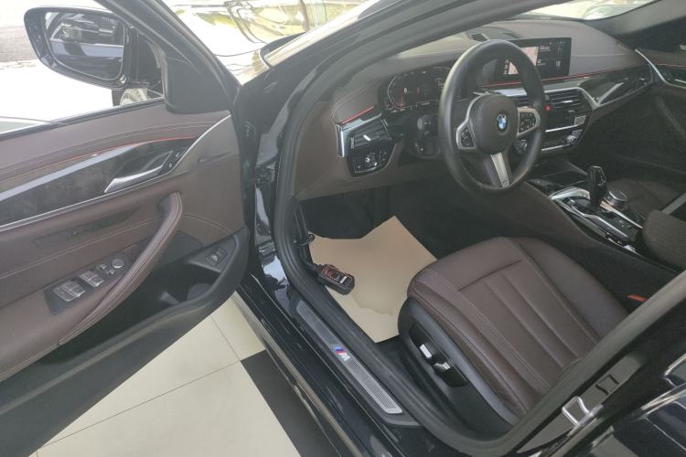 Used BMW 5 Series 2020 525Li M Sport Package