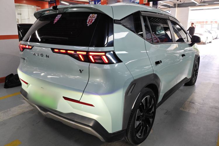 Used AION Y 2022 70 Tech Edition Lithium Iron Phosphate