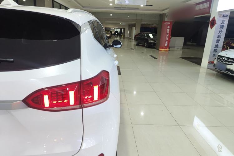 Used Wey VV6 2020 2.0T Two-Wheel Drive Smart Protection+
