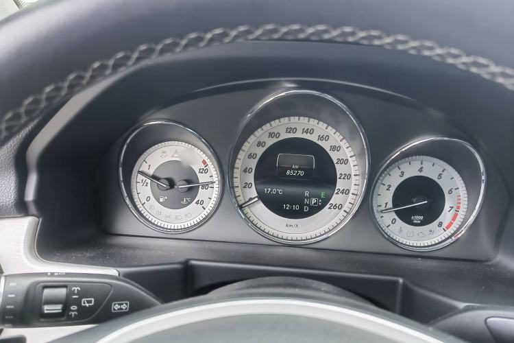 Used Mercedes-Benz GLK-Class 2013 GLK 300 4MATIC Dynamic Sunroof Model