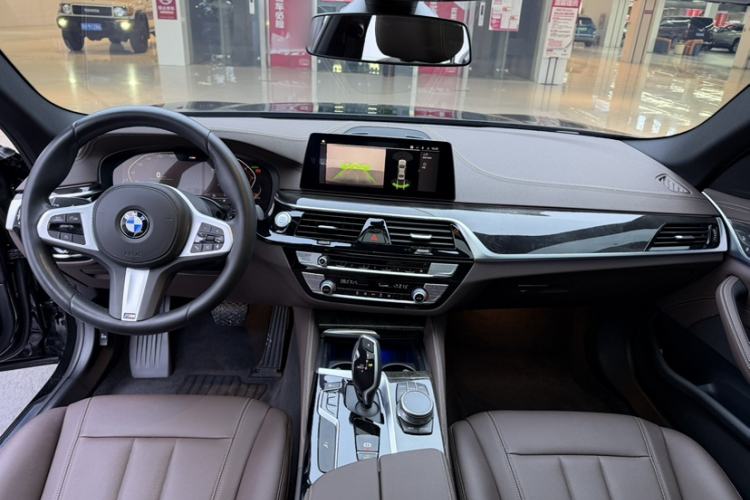 Used BMW 5 Series 2020 525Li M Sport Package