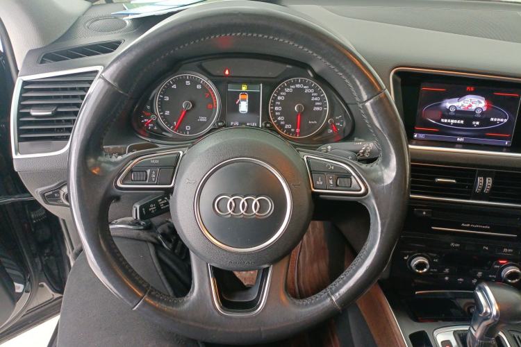 Used Audi Q5 2016 40 TFSI Comfort Model